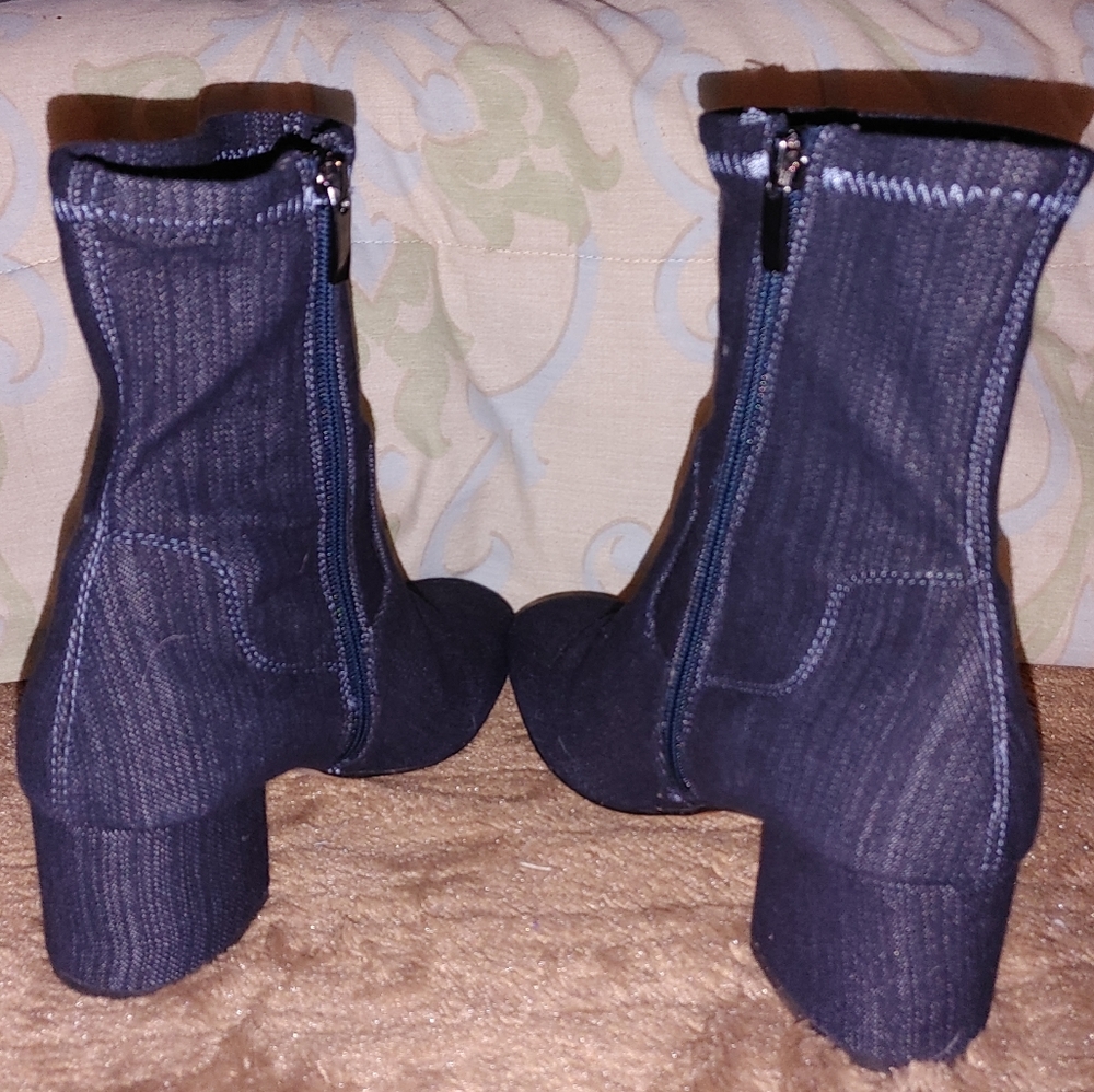 Franco Sarto Denim Look Heels - Picture 4 of 9